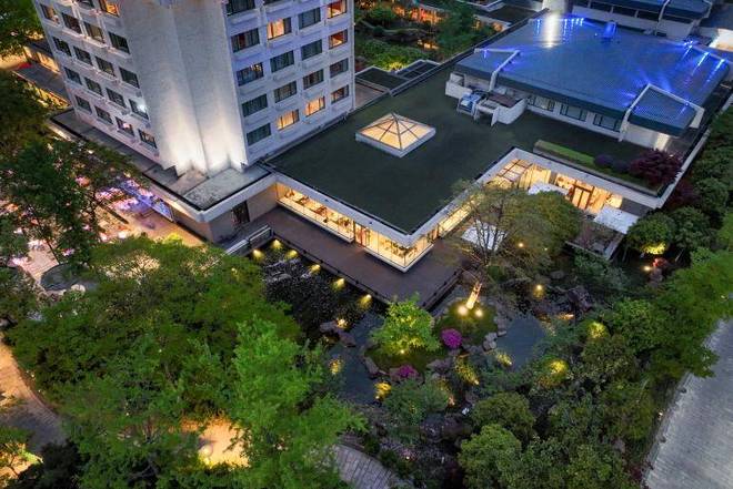 助餐厅开启“龙虾宴黄龙见”小龙虾主题自助pg电子免费模拟器黄龙饭店D’Cafe自(图2)