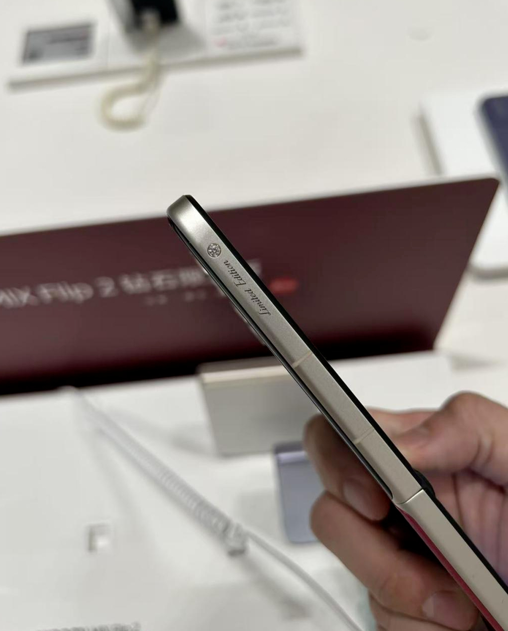 年轻人走起了实用路线电子pg这届七夕送礼